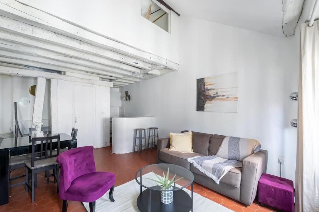 Apartamento Joli Duplex Au Coeur Du Marais París Exterior foto